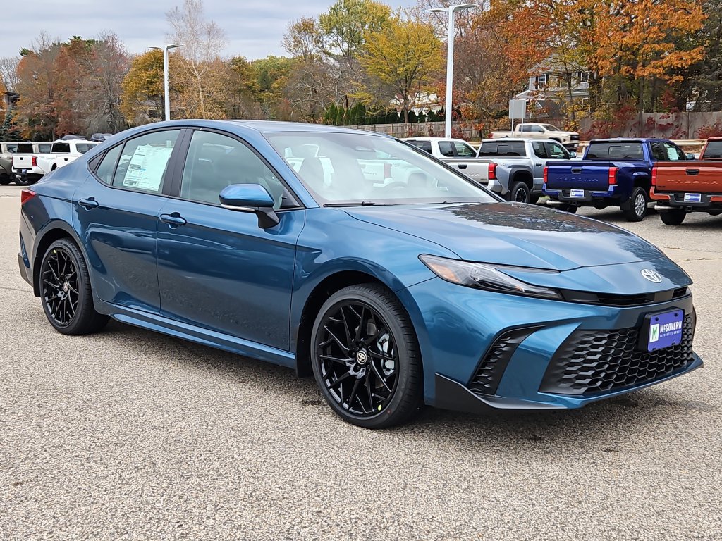 New 2027 Toyota Camry SE w/ Convenience Package AWD/4WD image 3