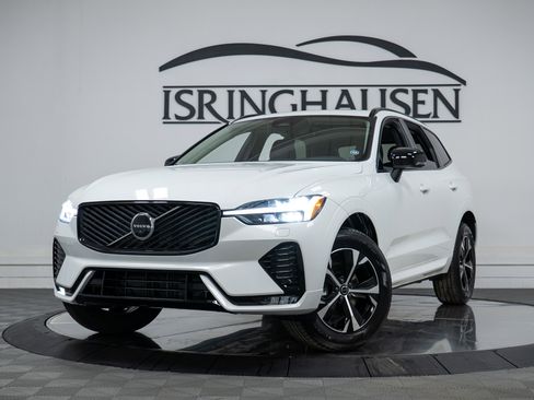 New 2026 Volvo XC60 B5 Core w/ Climate Package image 26