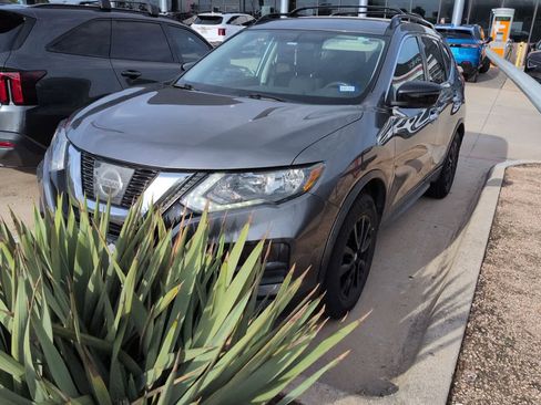 Used 2017 Nissan Rogue SV w/ Midnight Edition FWD image 1