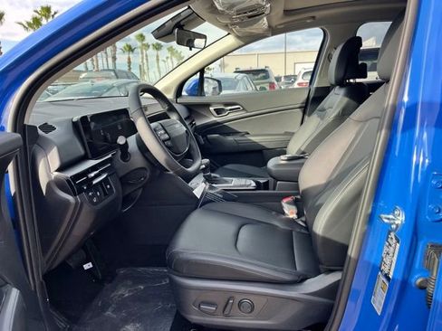 New 2026 Kia Sportage EX w/ EX Panorama Roof Package FWD image 15