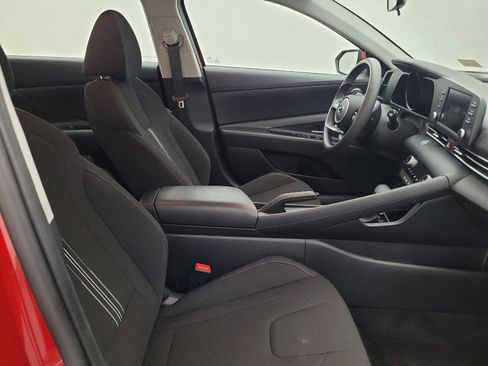 Used 2023 Hyundai Elantra SEL FWD image 21