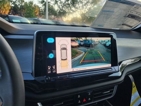 New 2026 Volkswagen Atlas Cross Sport SE image 11