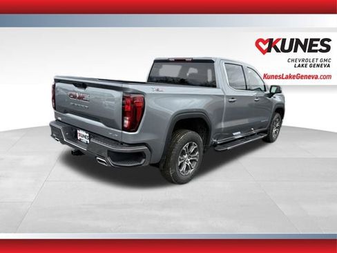 New 2026 GMC Sierra 1500 SLE image 4