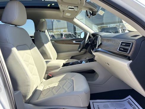 New 2026 Volkswagen Atlas SE FWD image 23