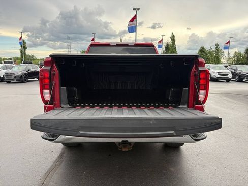 Used 2021 GMC Sierra 1500 SLE AWD/4WD image 16