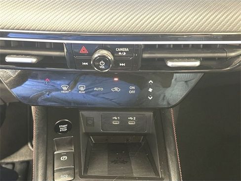 Used 2025 Nissan Kicks SR image 13