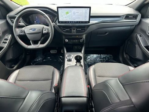 Certified 2024 Ford Escape ST-Line w/ Tech Pack #1 FWD image 10