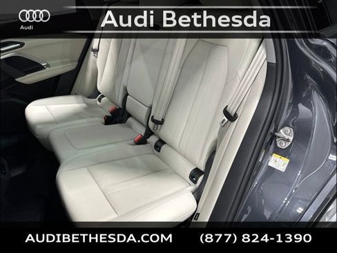 Certified 2025 Audi Q5 Prestige AWD/4WD image 31