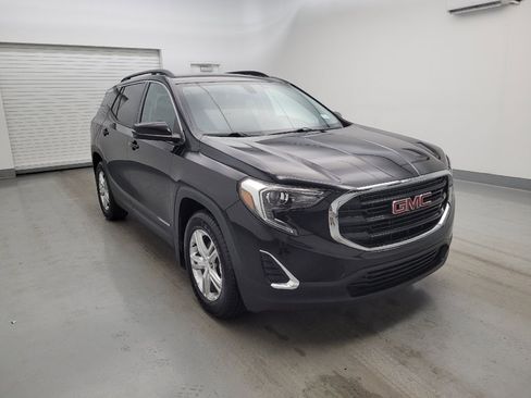 Used 2019 GMC Terrain SLE w/ Driver Convenience Package FWD image 13