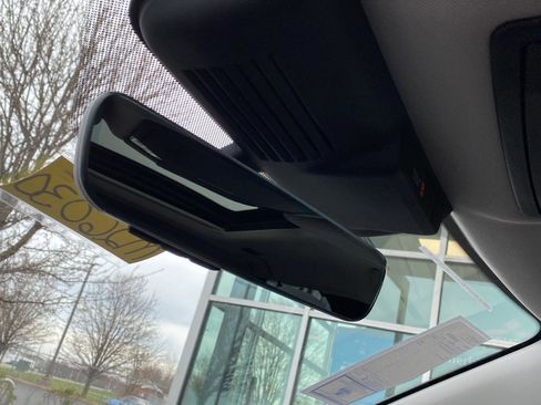 New 2026 Mitsubishi Outlander SEL image 27