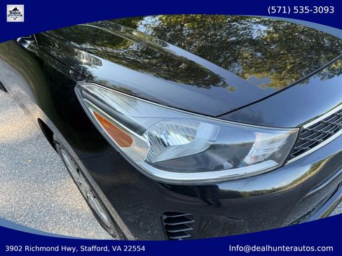 Used 2020 Kia Rio S FWD image 4