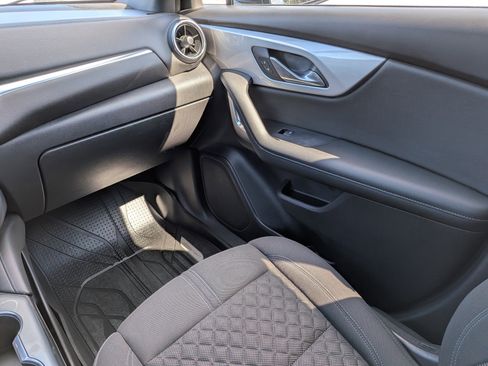 Certified 2021 Chevrolet Blazer LT FWD image 15