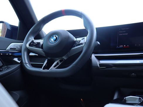 Used 2024 BMW i5 M60 w/ Premium Package AWD/4WD image 40