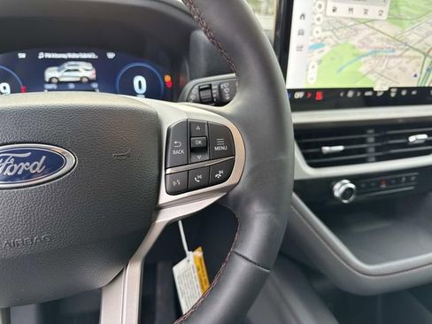 New 2026 Ford Explorer Active w/ Active Comfort Package image 24