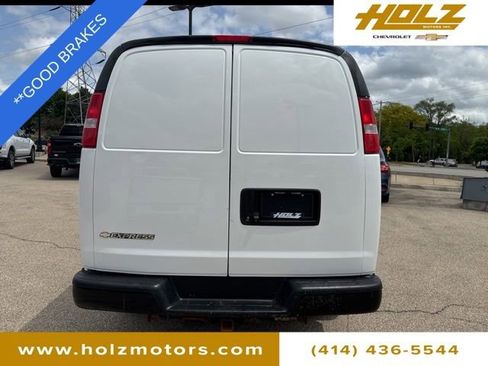 Used 2017 Chevrolet Express 2500 RWD image 5