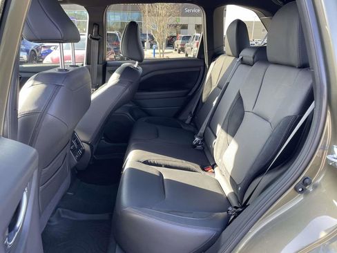 Used 2025 Subaru Forester Touring w/ Popular Package - Touring image 3