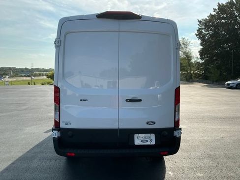 New 2027 Ford Transit 250 148 Medium Roof w/ Load Area Protection Package RWD image 5