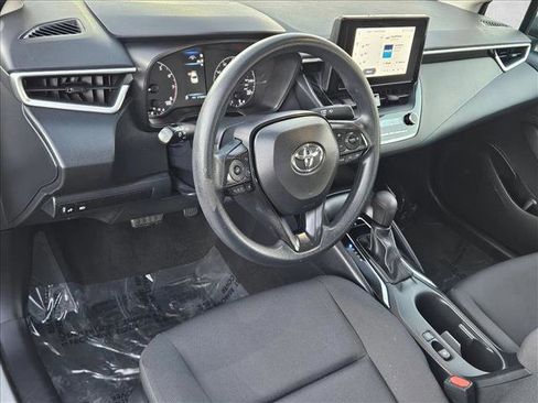 Used 2023 Toyota Corolla LE image 10