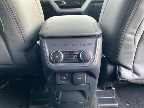 New 2026 Ford Explorer Active w/ Active Comfort Package image 31