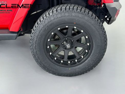 Used 2016 Jeep Wrangler Unlimited Sahara w/ Max Tow Package AWD/4WD image 34