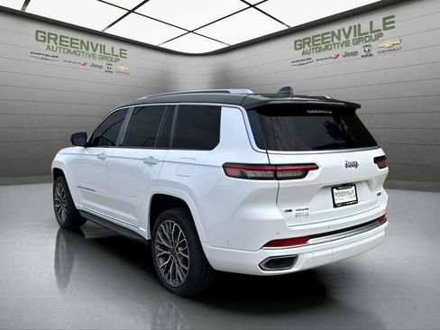 Used 2023 Jeep Grand Cherokee L Summit AWD/4WD image 3