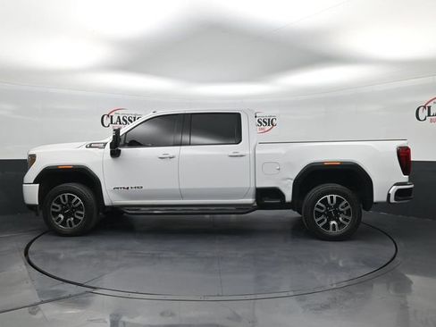 Used 2023 GMC Sierra 2500 AT4 AWD/4WD image 2