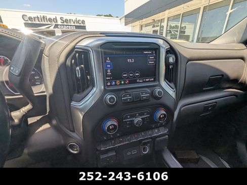 Used 2022 Chevrolet Silverado 2500 LTZ w/ LTZ Convenience Package AWD/4WD image 13