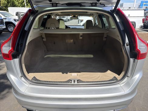 Used 2015 Volvo XC60 T6 Premier Plus image 31