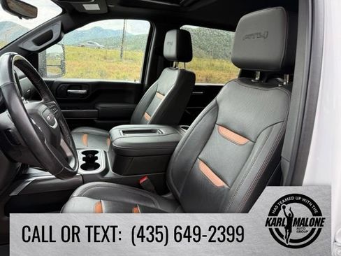 Used 2021 GMC Sierra 2500 AT4 w/ AT4 Premium Plus Package AWD/4WD image 17