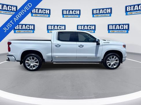 New 2026 Chevrolet Silverado 1500 High Country AWD/4WD image 9