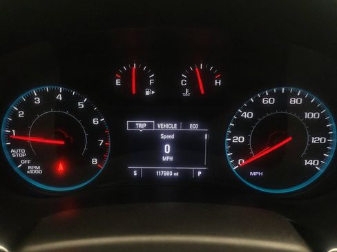 Used 2018 Chevrolet Malibu LT image 23