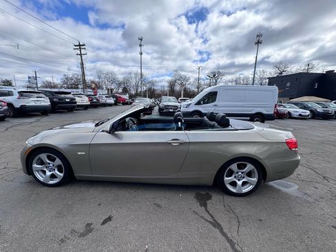 Used 2007 BMW 328i Convertible image 22