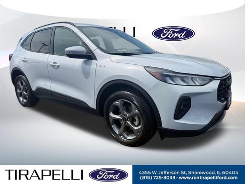 Certified 2025 Ford Escape ST-Line Select AWD/4WD image 5