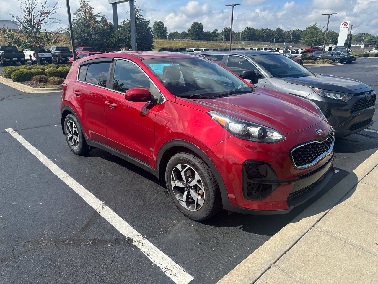 Used 2021 Kia Sportage LX FWD image 1
