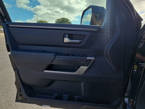 Used 2026 Toyota Sequoia Platinum AWD/4WD image 29