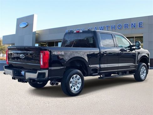 Certified 2024 Ford F250 XLT image 6