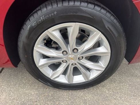 Used 2024 Chevrolet Malibu LT image 18