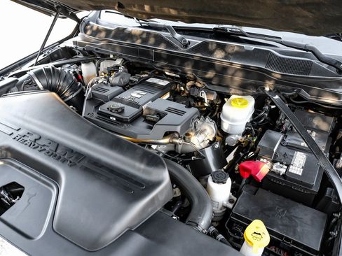 Used 2019 RAM 3500 Limited image 44