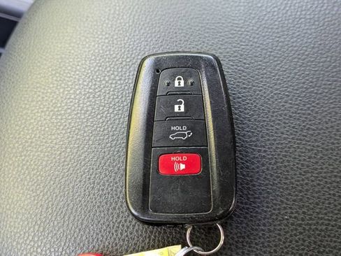 Used 2024 Toyota RAV4 XLE w/ Convenience Package FWD image 30