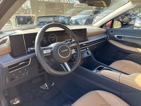 Certified 2025 Hyundai Sonata Limited image 16