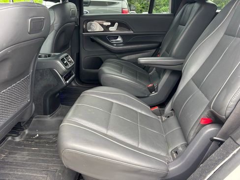 Used 2020 Mercedes-Benz GLS 580 4MATIC image 13