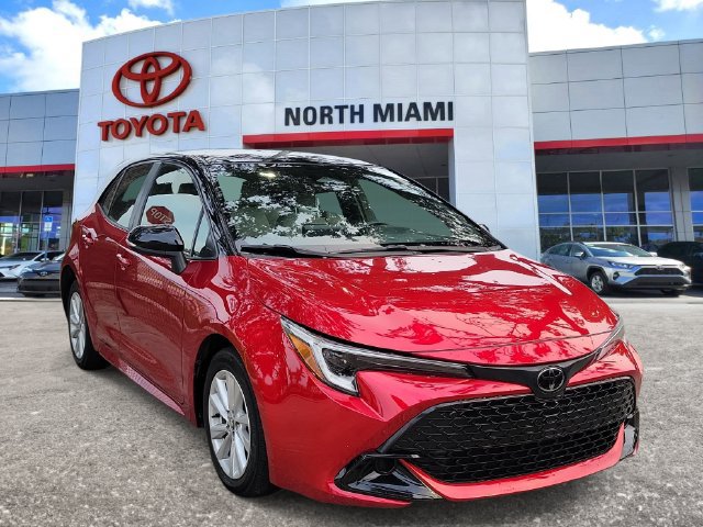 Used 2024 Toyota Corolla SE FWD image 1