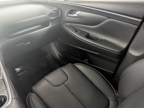 Used 2023 Hyundai Santa Fe Limited w/ Cargo Package image 21