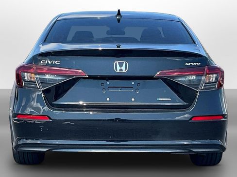 Used 2025 Honda Civic Sport image 4