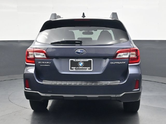 Used 2016 Subaru Outback 2.5i Limited AWD/4WD image 6