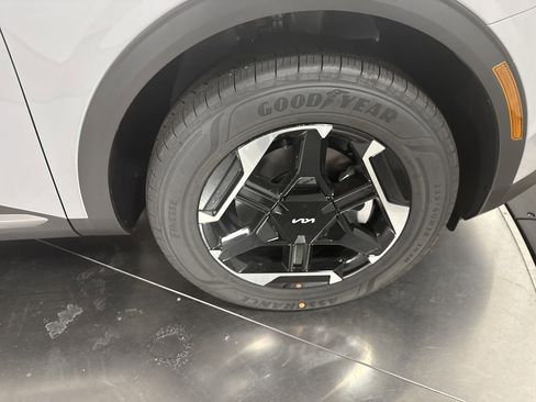 New 2026 Kia Sportage S image 14