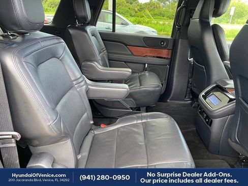 Used 2022 Lincoln Navigator L Reserve AWD/4WD image 22