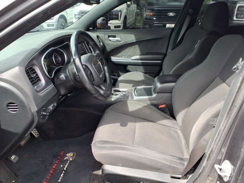 Used 2018 Dodge Charger R/T Scat Pack w/ Driver Confidence Group RWD image 24