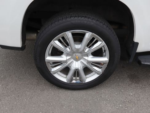 Used 2022 Chevrolet Silverado 1500 High Country w/ High Country Premium Package image 40