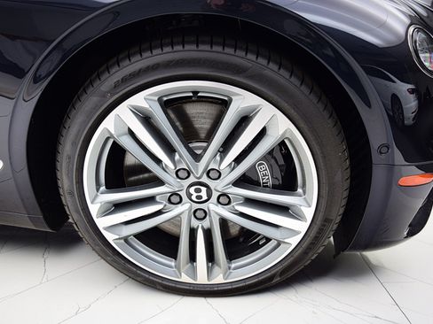 Used 2024 Bentley Continental GT AWD/4WD image 44